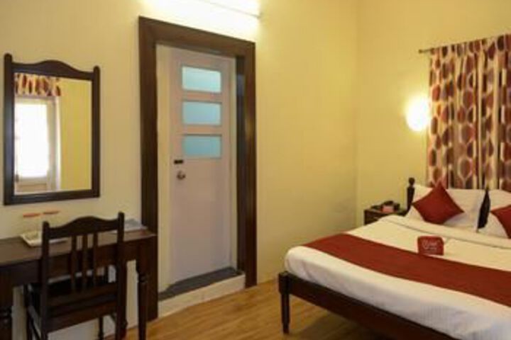 Room 15 of 17