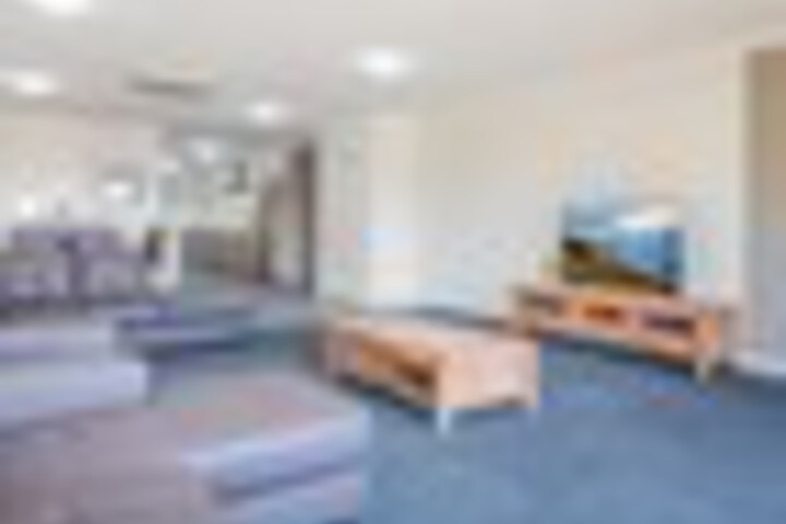 Room 35 of 48