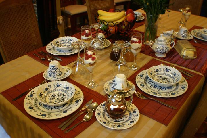 Breakfast area