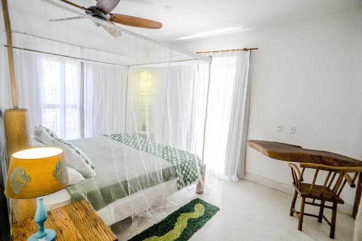 Room 4 of 62