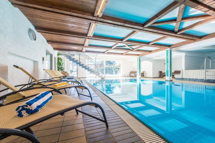 Pool 8 of 55