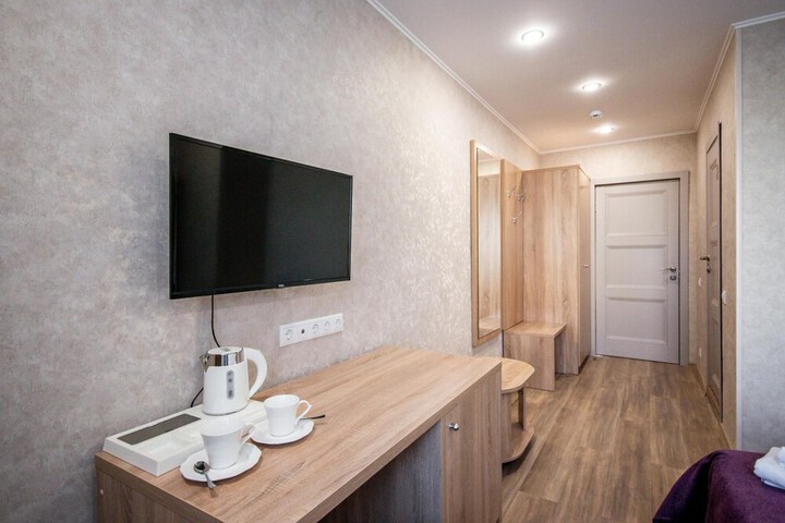Room 21 of 48