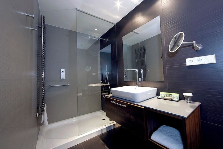 Bathroom Interior Photo