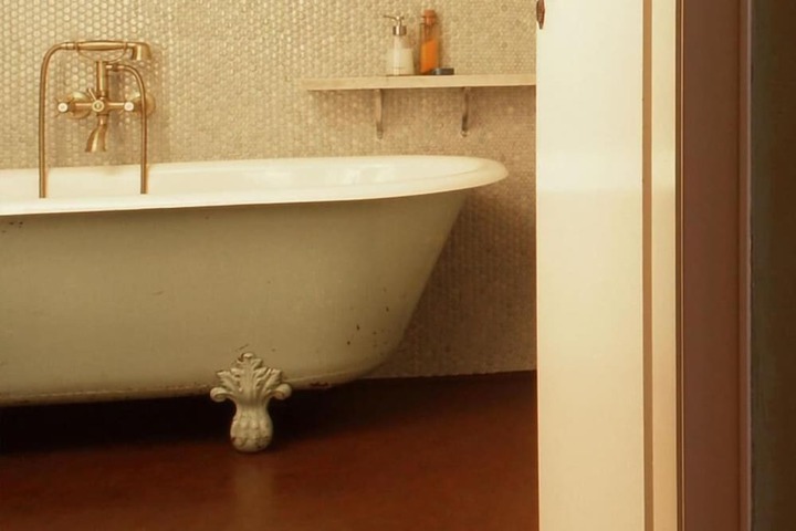 Room 24 of 51