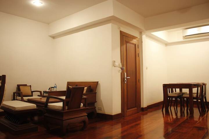 Room 12 of 48