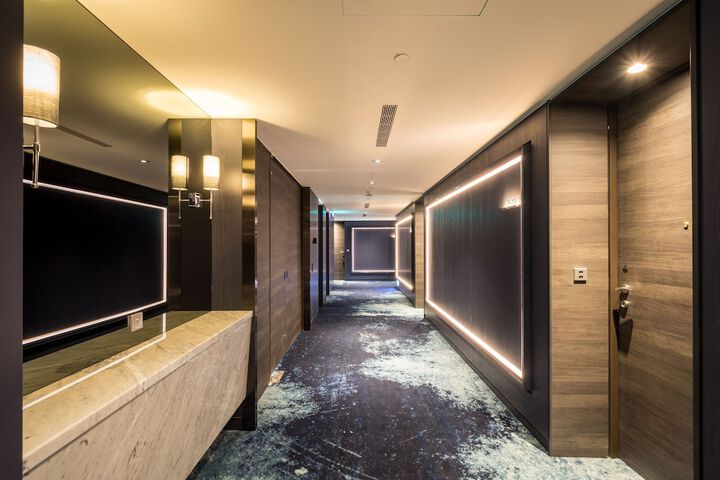 Ballroom/Hall 79 of 89