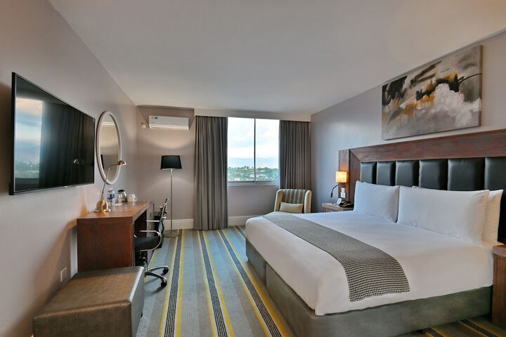 Room 26 of 104