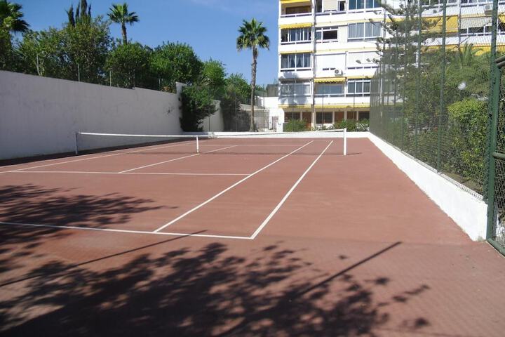 Sport court