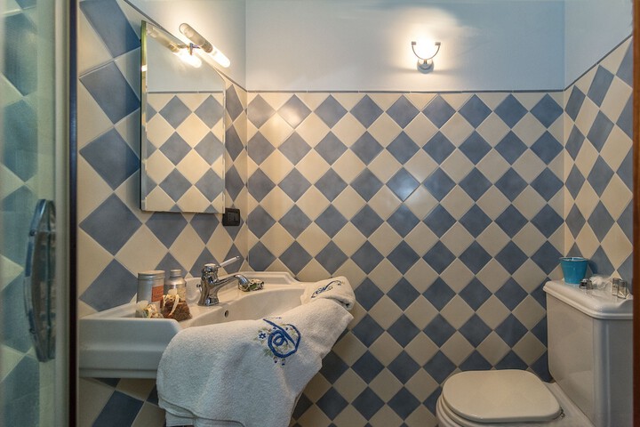 Room 30 of 54