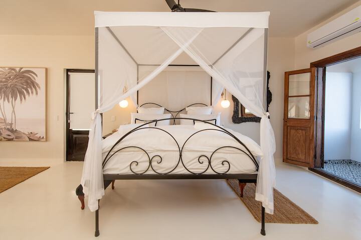 Room 48 of 194