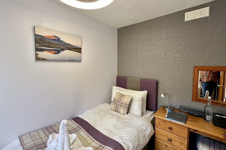 Room 18 of 61