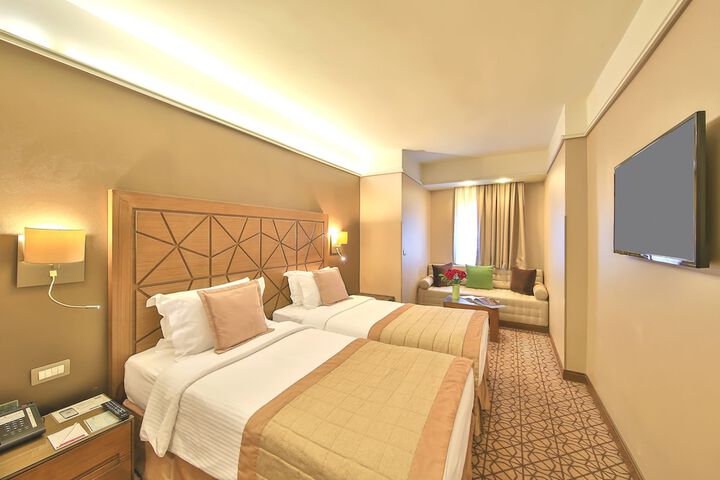 Room 21 of 133