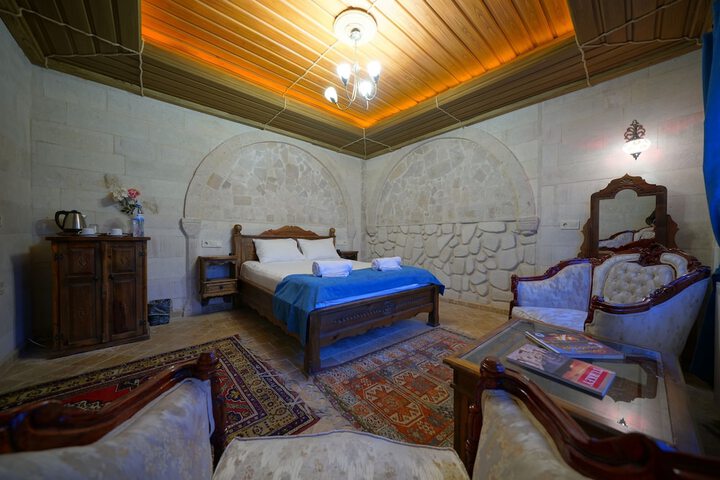 Room 15 of 113