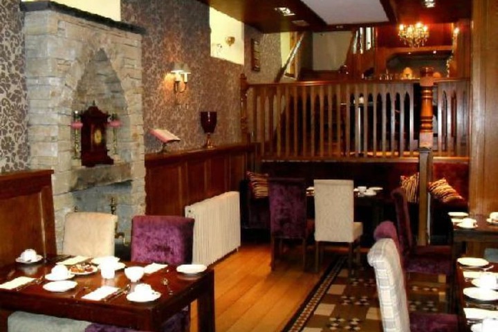 Dining Photos