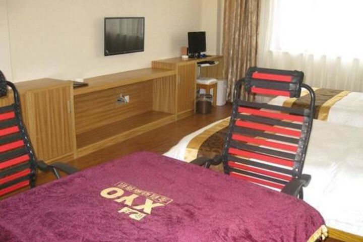 Room 19 of 19