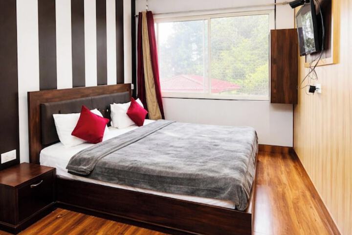 Room 3 of 22