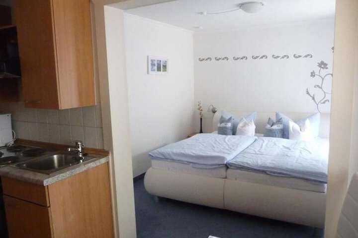 Room 2 of 26