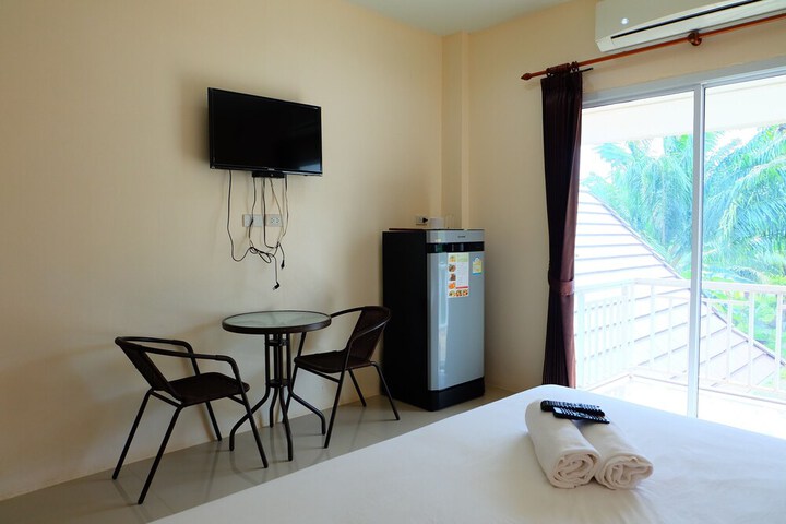 Room 6 of 20
