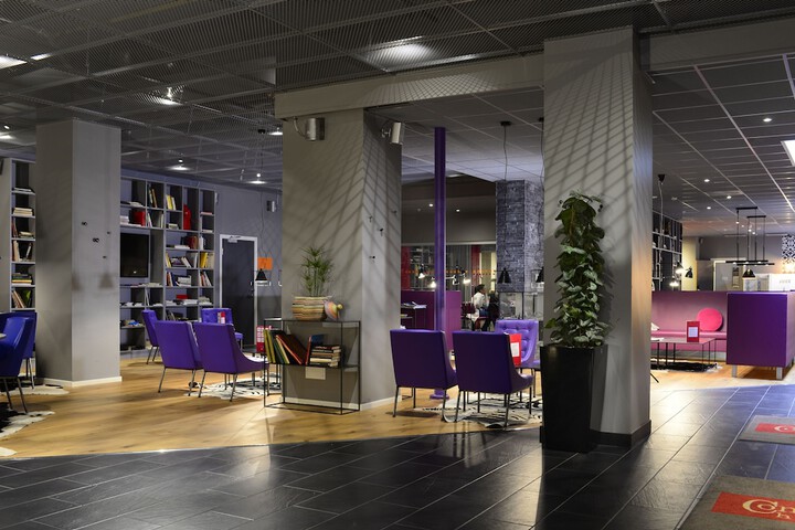 Lobby Entry