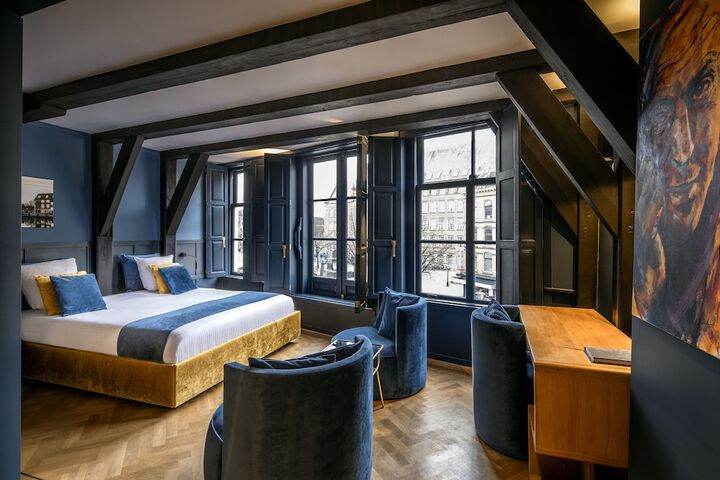 Room 7 of 47