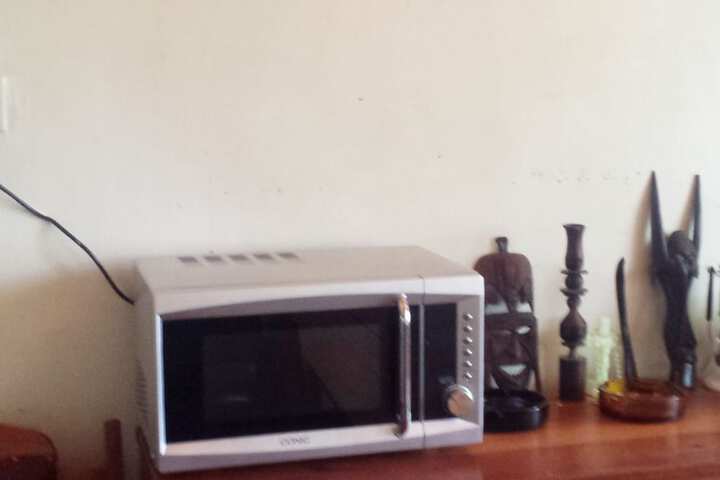 Room 5 of 12