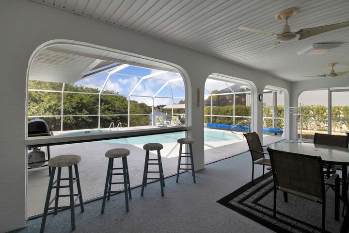 Terrace/Patio 47 of 48