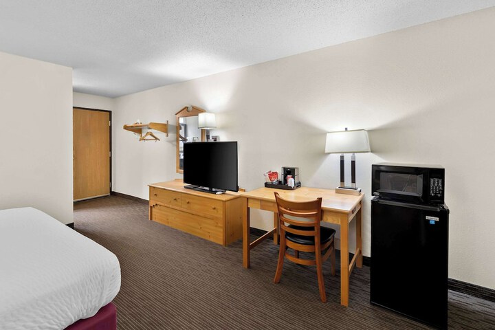 Room 35 of 55