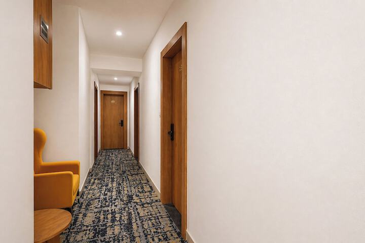 Hotel Interior 6 of 49