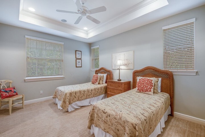 Room 5 of 62