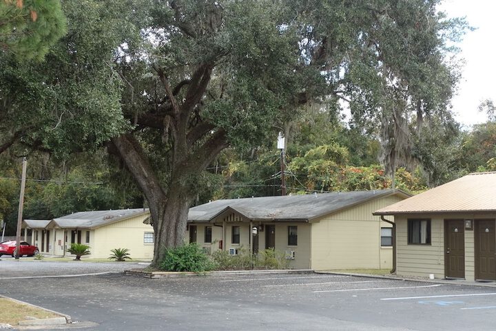 Property Grounds 24 of 28