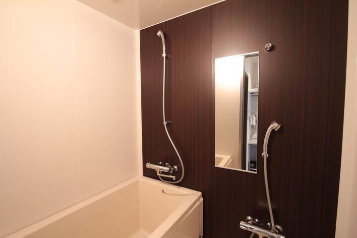 Room 8 of 45
