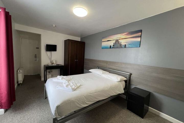 Room 26 of 54