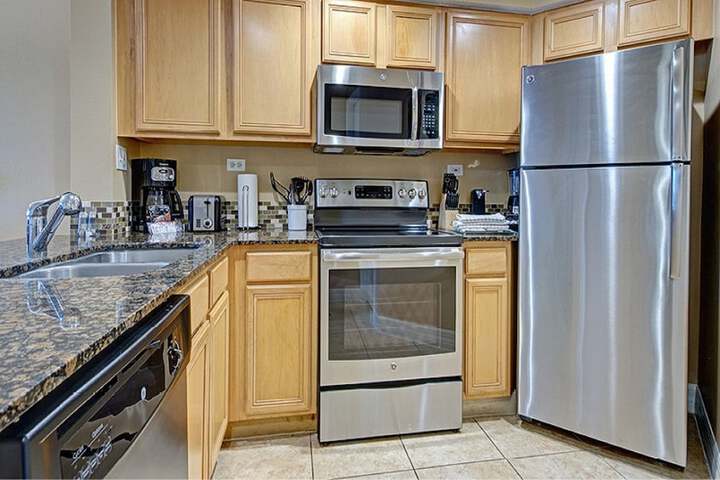 1 Bedroom Condo Junior 2 Queen Beds Sofa Accessible (5 of 38)
