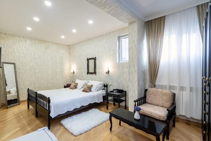 Room 20 of 36