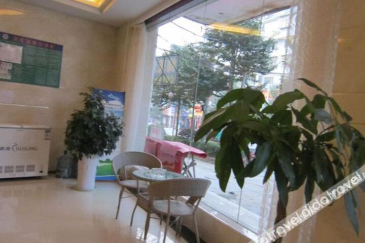 Hotel Interior 9 of 23