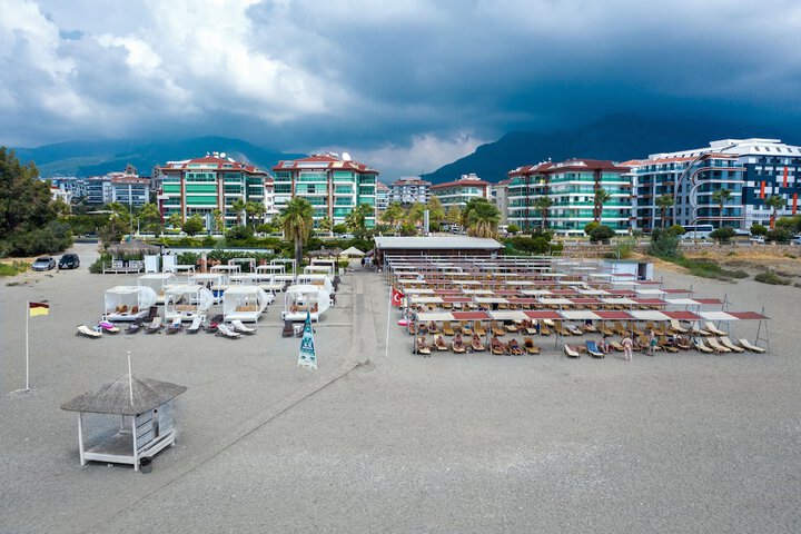 Beach 73 of 81