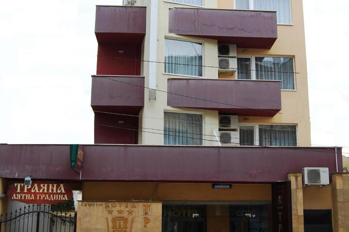 Hotel Trayana