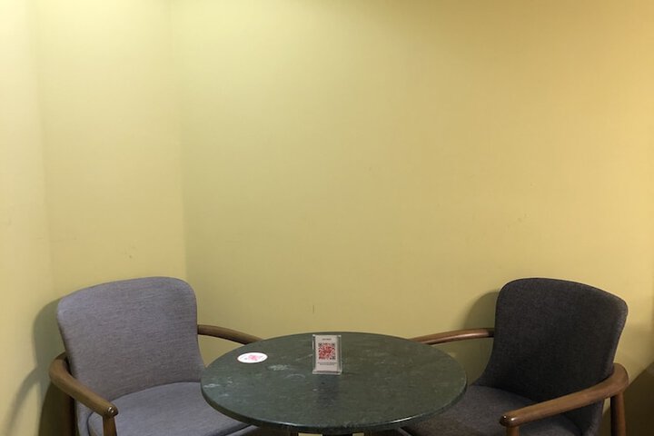 Room 10 of 39