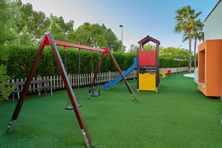 Children's play area - outdoor