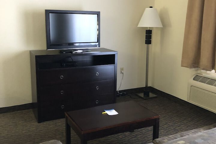 Room 3 of 22