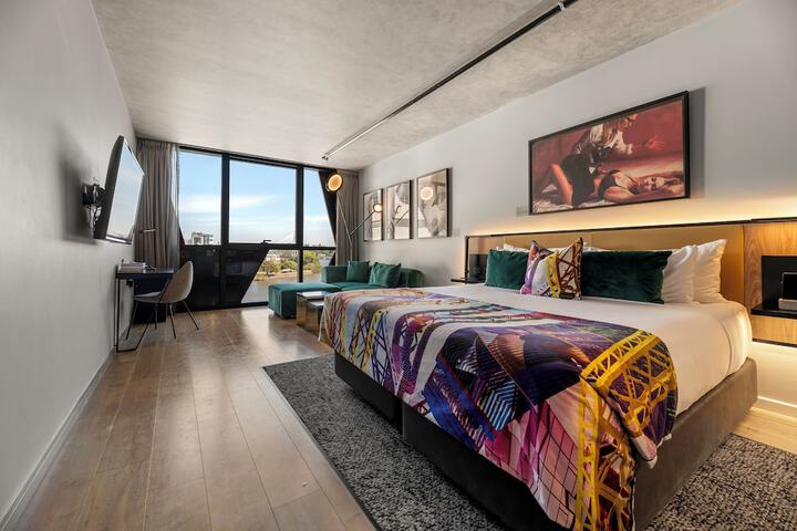 Room 17 of 56