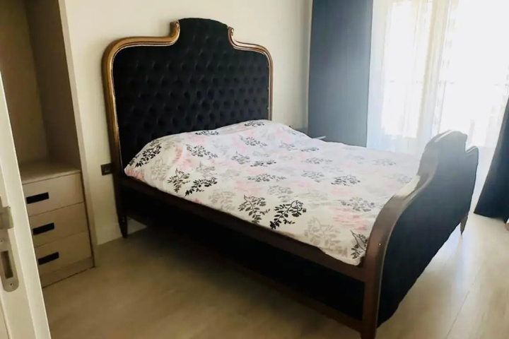 Room 3 of 15