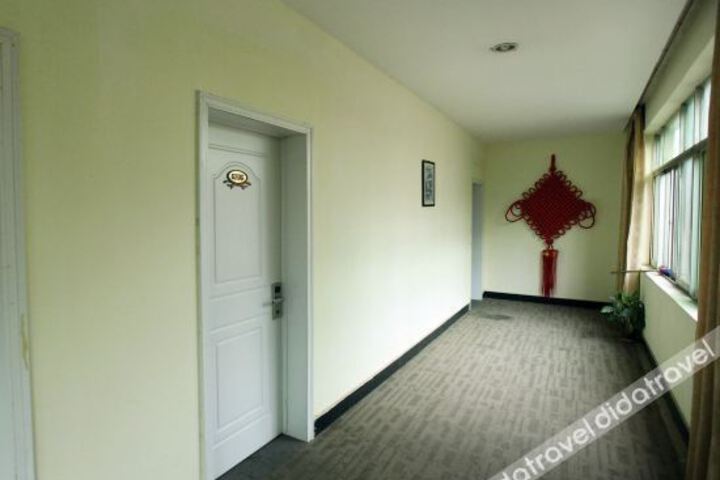 Hotel Interior 10 of 16