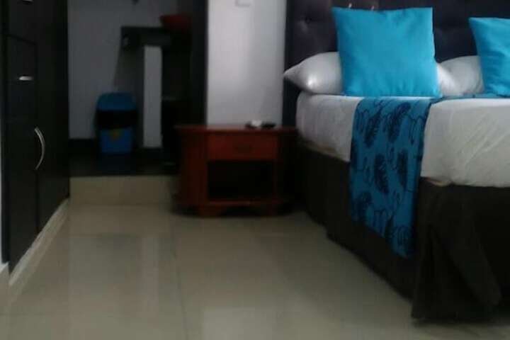 Room 28 of 64