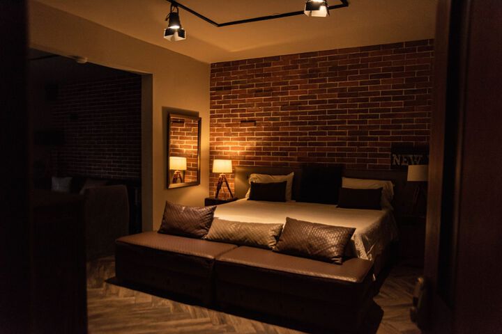 Room 22 of 99