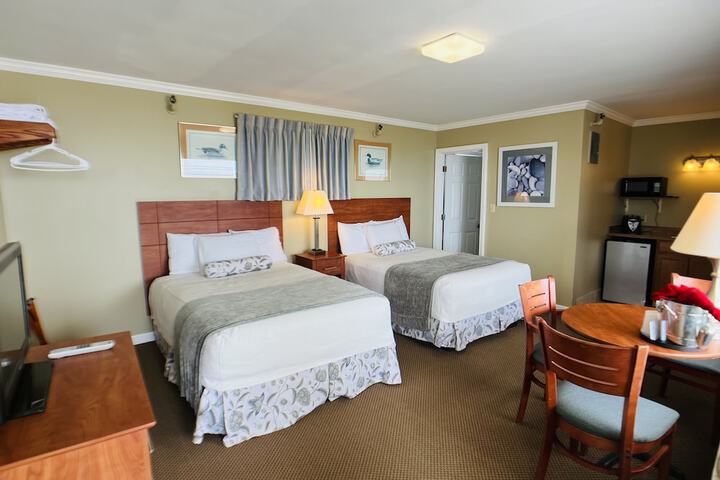 Room 9 of 38