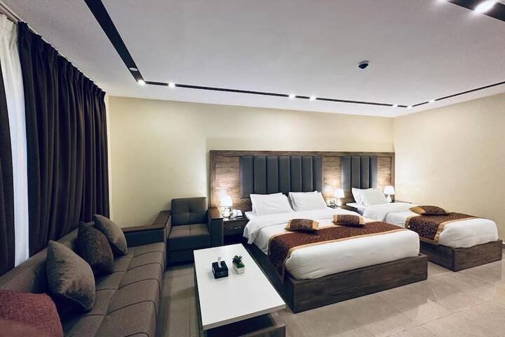Room 15 of 43