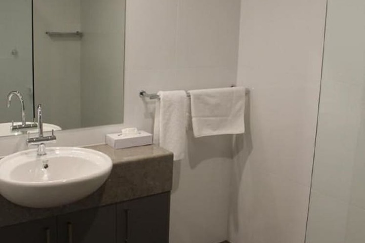 Room 9 of 22