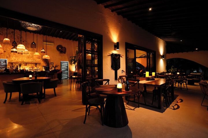 Dining 86 of 92
