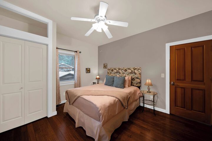 Room 40 of 172